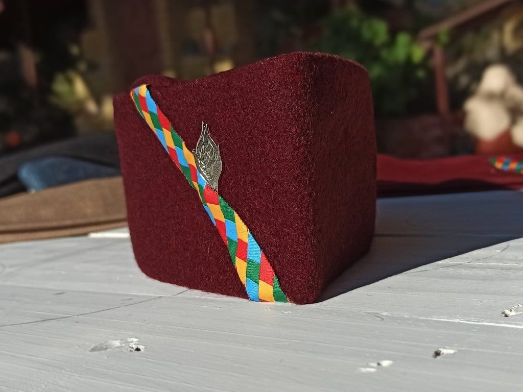 Pahadi Topi - Maroon Woolen